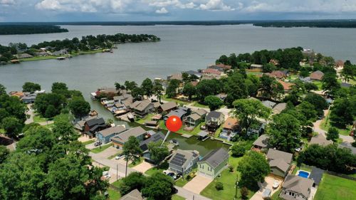 128 Clear Water St W, Montgomery, TX, 77356-3301 | Card Image