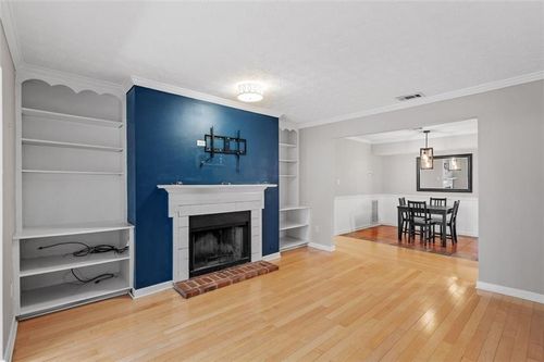 2045 Brian Way, Decatur, GA, 30033-3826 | Card Image