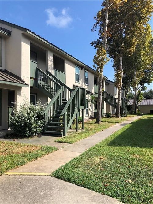 e-103-302 Saint Andrews Street, Rockport, TX, 78382 | Card Image