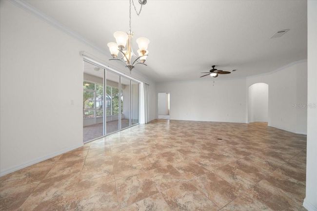 8640 Sw 83 Rd Loop, House other with 3 bedrooms, 2 bathrooms and null parking in OCALA FL | Image 24