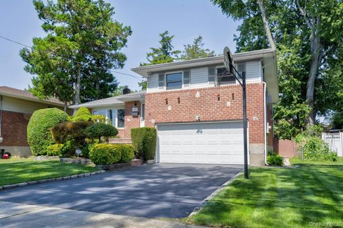 2889 Anderson St, Wantagh, NY, 11793-2327 | Card Image