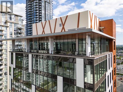 605-2992 Glen Dr, Coquitlam, BC, V3B0V2 | Card Image