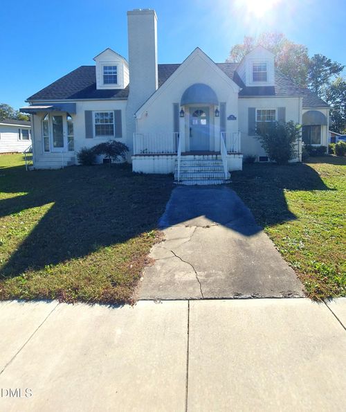 110 N Peedin Ave, Pine Level, NC, 27568-9006 | Card Image