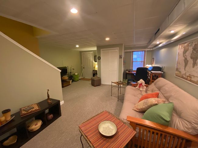 104 - 104 Cambridge Cmns, Condo with 2 bedrooms, 2 bathrooms and 1 parking in Middletown CT | Image 30