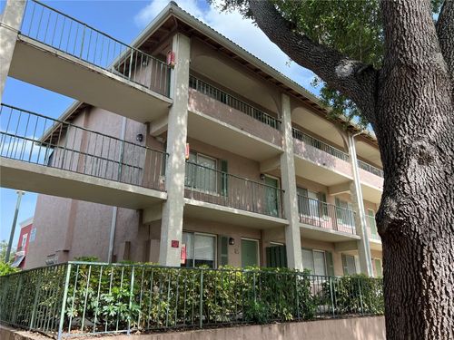 apt-200-145 Oyster Bay Cir, ALTAMONTE SPRINGS, FL, 32701-8044 | Card Image