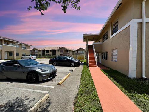 36a-10008 Twin Lakes Dr, Coral Springs, FL, 33071-5342 | Card Image