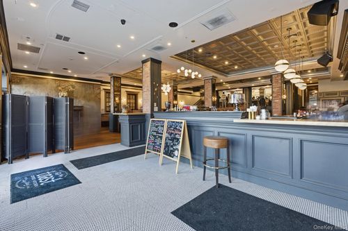 20 W Park Ave, Long Beach, NY, 11561-2033 | Card Image