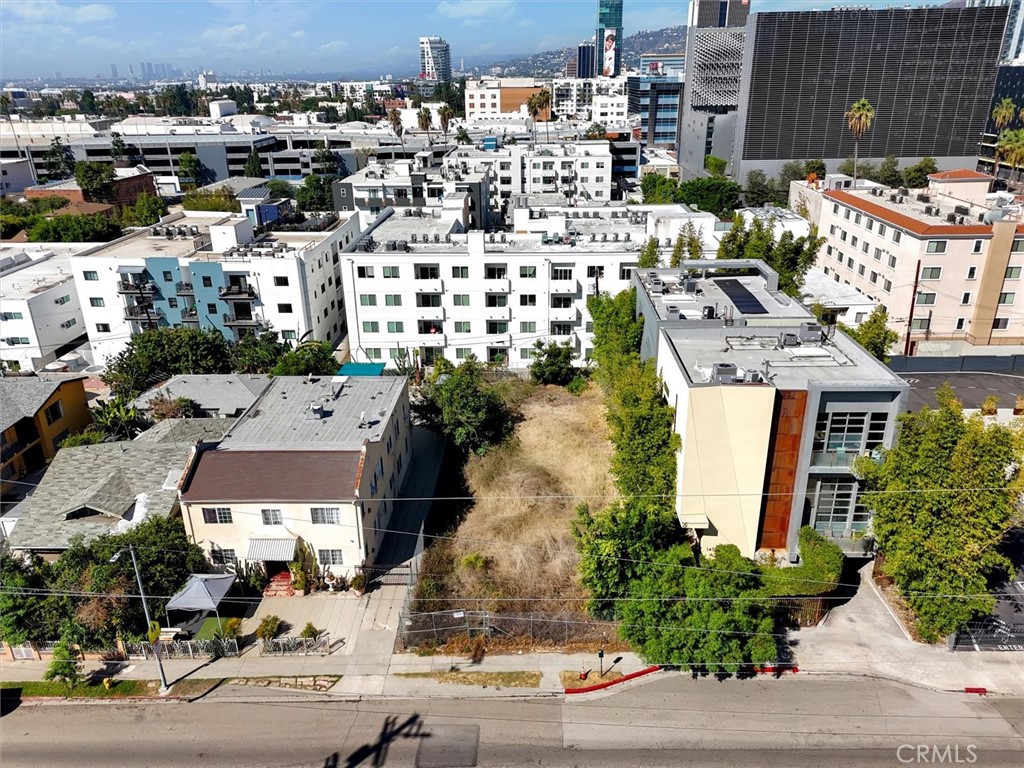 Land in Los Angeles