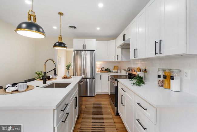 5245 King Ave, House other with 5 bedrooms, 3 bathrooms and null parking in ROSEDALE MD | Image 8