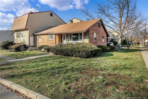 75-75 Van Buskirk Ave, Stamford, CT, 06902-6118 | Card Image