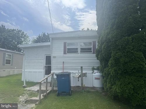 121 Grimm Ln, MIDDLETOWN, PA, 17057-4952 | Card Image