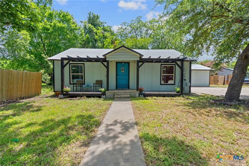 1013 N Colorado St, Lockhart, TX, 78644-1744 | Card Image