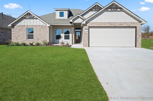 10836 S 278th East Ave, Coweta, OK, 74429-3017 | Card Image