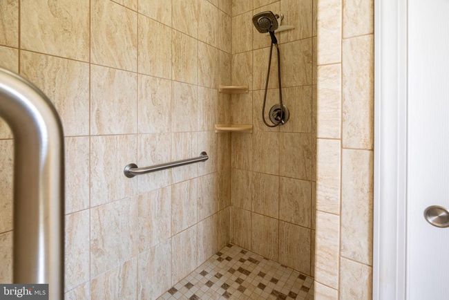 501 Forest View Rd, House other with 3 bedrooms, 3 bathrooms and null parking in Edinburg VA | Image 33
