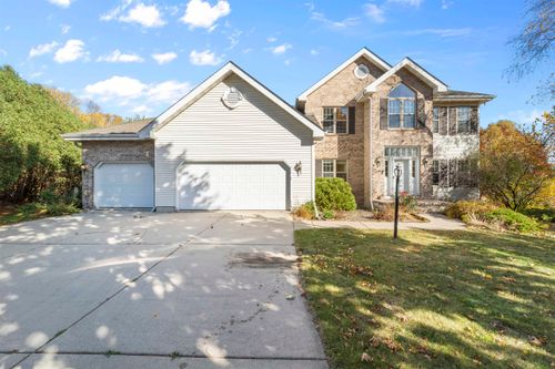 26 Siskiwit Circle, MADISON, WI, 53719 | Card Image