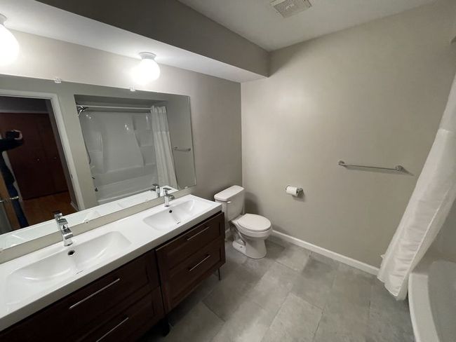 4924 Broomfield Ct, House other with 3 bedrooms, 3 bathrooms and null parking in West Bloomfield MI | Image 14