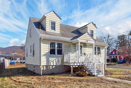 36 S Walnut St, Beacon, NY, 12508-2751 | Card Image