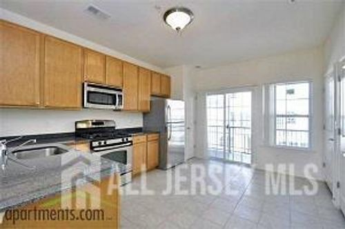 129 Gawron Ct, Parlin, NJ, 08859-4114 | Card Image