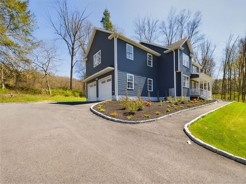 53 a Old Middle Road, Brookfield, CT, 06804 | Card Image