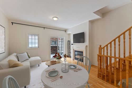 175B Finch Ave E, North York, ON, M2N4R8 | Card Image
