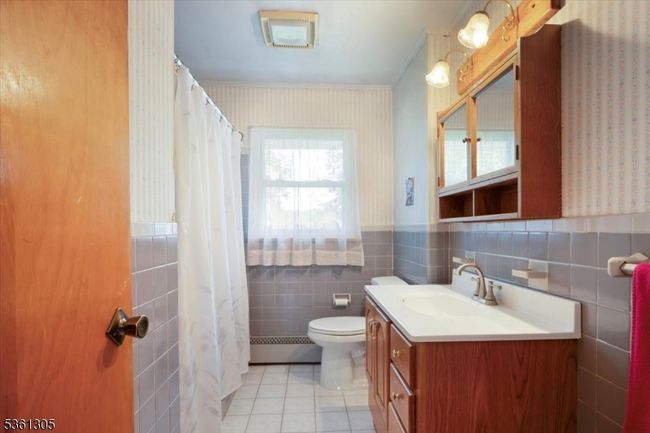 59 W Lake Shore Dr, House other with 3 bedrooms, 2 bathrooms and null parking in Rockaway NJ | Image 10