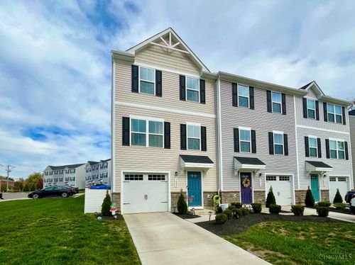 3420 Grovewood Dr, Cincinnati, OH, 45251-1585 | Card Image