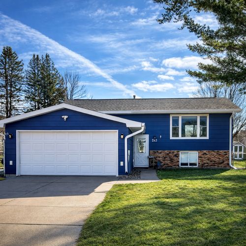 243 Edgeview Dr, Rollingstone, MN, 55969-9772 | Card Image
