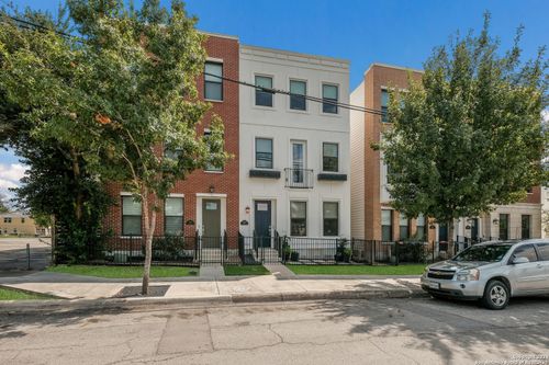 426 Center St, San Antonio, TX, 78202-1248 | Card Image