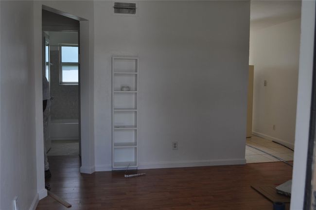 6532 Sw 26 Th St, House other with 2 bedrooms, 1 bathrooms and null parking in Miramar FL | Image 4