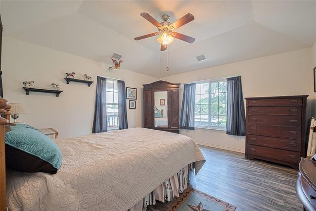 914 Baker Rd, Home with 3 bedrooms, 2 bathrooms and null parking in Rosenberg TX | Image 16