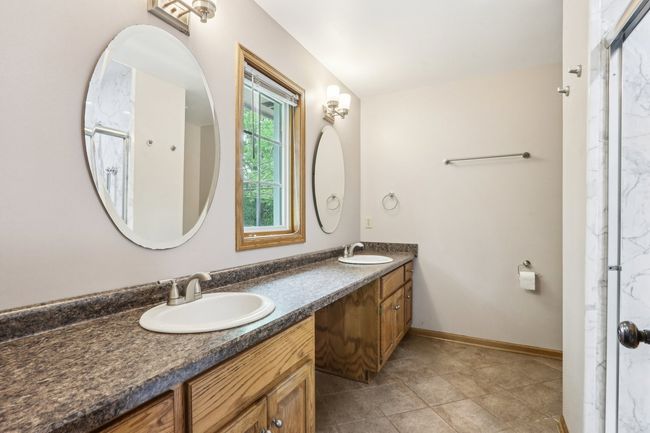 N61W14730 Woodcrest Ct, House other with 3 bedrooms, 3 bathrooms and 2 parking in Menomonee Falls WI | Image 20