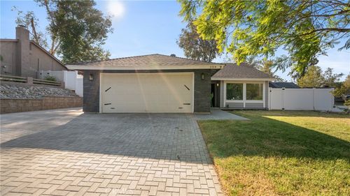 2314 Mcneil Cir, Corona, CA, 92882-5637 | Card Image