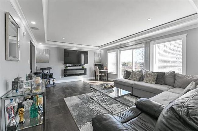 8870 127 St, House other with 8 bedrooms, 4 bathrooms and null parking in Surrey BC | Image 1