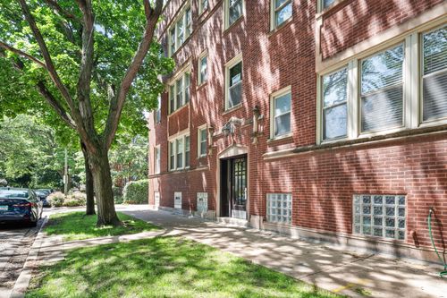 3e-1702 W Catalpa Ave, Chicago, IL, 60640-0700 | Card Image
