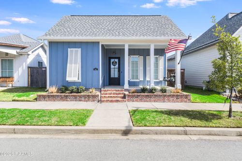 301 Keelingwood Ln, Lafayette, LA, 70507-3266 | Card Image