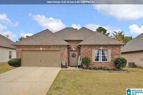 813 Savannah Ln, CALERA, AL, 35040-5548 | Card Image