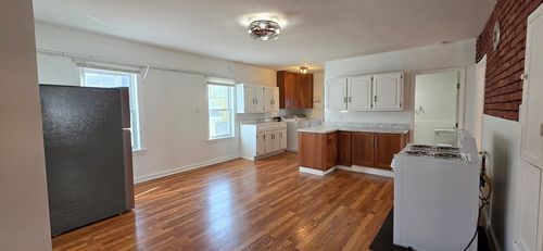2-14 Orient St, Worcester, MA, 01604 | Card Image