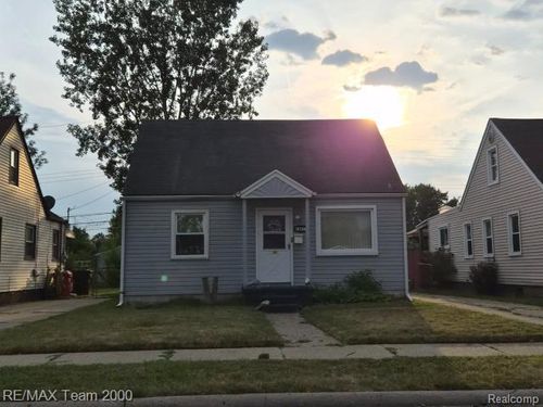 26431 Clancy St, Roseville, MI, 48066-7139 | Card Image