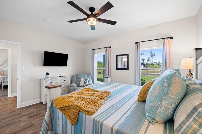 574 N Canal Dr, House other with 2 bedrooms, 2 bathrooms and 4 parking in Port St. Joe FL | Image 56