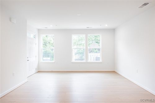 unit-104-5305 Twisting Vine Ln, Glen Allen, VA, 23059-5995 | Card Image