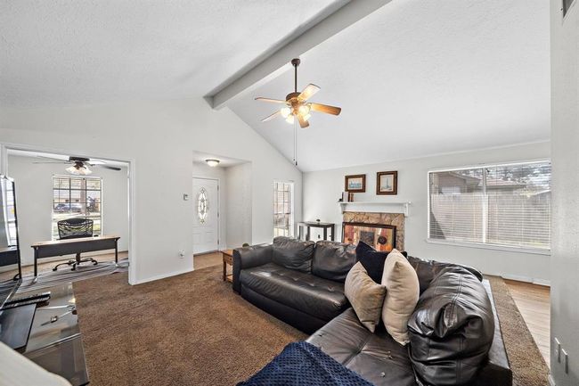22303 Acorn Chase Dr, House other with 4 bedrooms, 2 bathrooms and 2 parking in Spring TX | Image 11