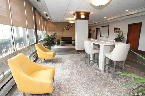 apt-920-8900 E Jefferson Ave, Detroit, MI, 48214-4130 | Card Image