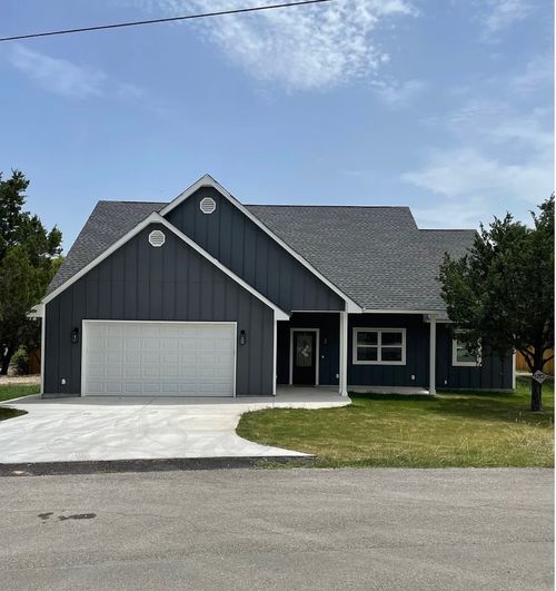 720 Canyon Circle Dr Circle, Canyon Lake, TX, 78133 | Card Image