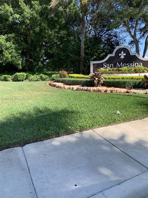5-2070 Madeira Dr, Weston, FL, 33327-1916 | Card Image