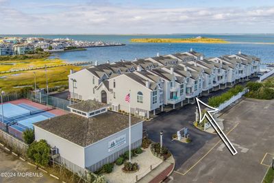 3N - 420 8th Street, Condo with 4 bedrooms, 3 bathrooms and 3 parking in Beach Haven NJ | Image 1