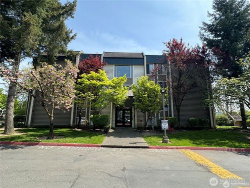apt-a407-611 Sw 5th Ct, Renton, WA, 98057-2391 | Card Image
