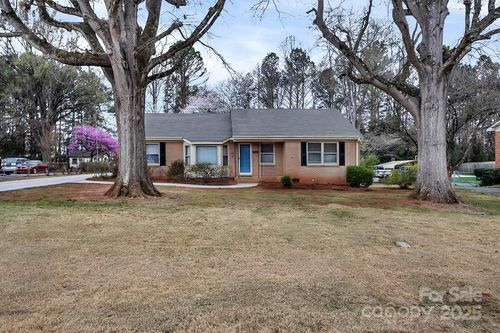 403 Hillcrest Dr, Huntersville, NC, 28078-7856 | Card Image