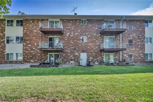 apt-c20-4385 Inner Circle Dr, Brunswick, OH, 44212-2856 | Card Image
