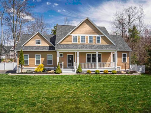 89 Emerald Ln, Dover, NH, 03820-5512 | Card Image