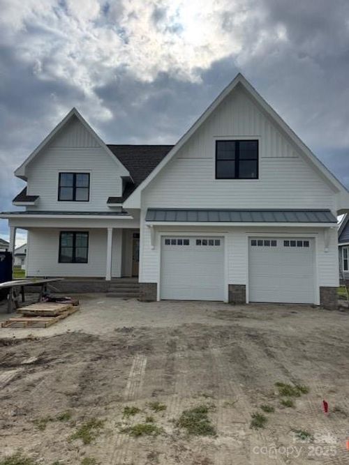 1309 Fathom Way, Morehead City, NC, 28557-4484 | Card Image